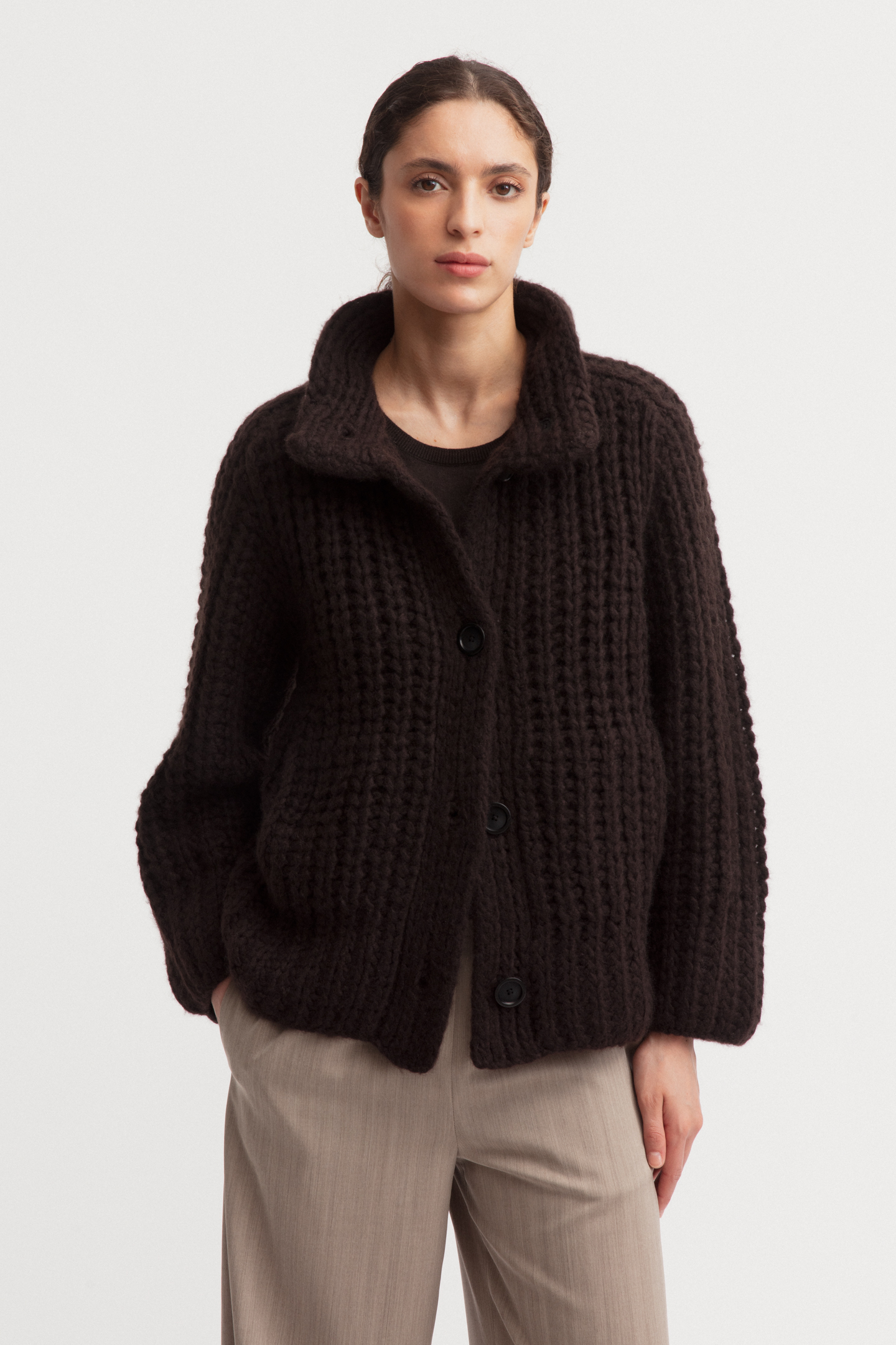 COMFORTABLE REASON ニット タム Handknitted Cashmere | Iris von Arnim